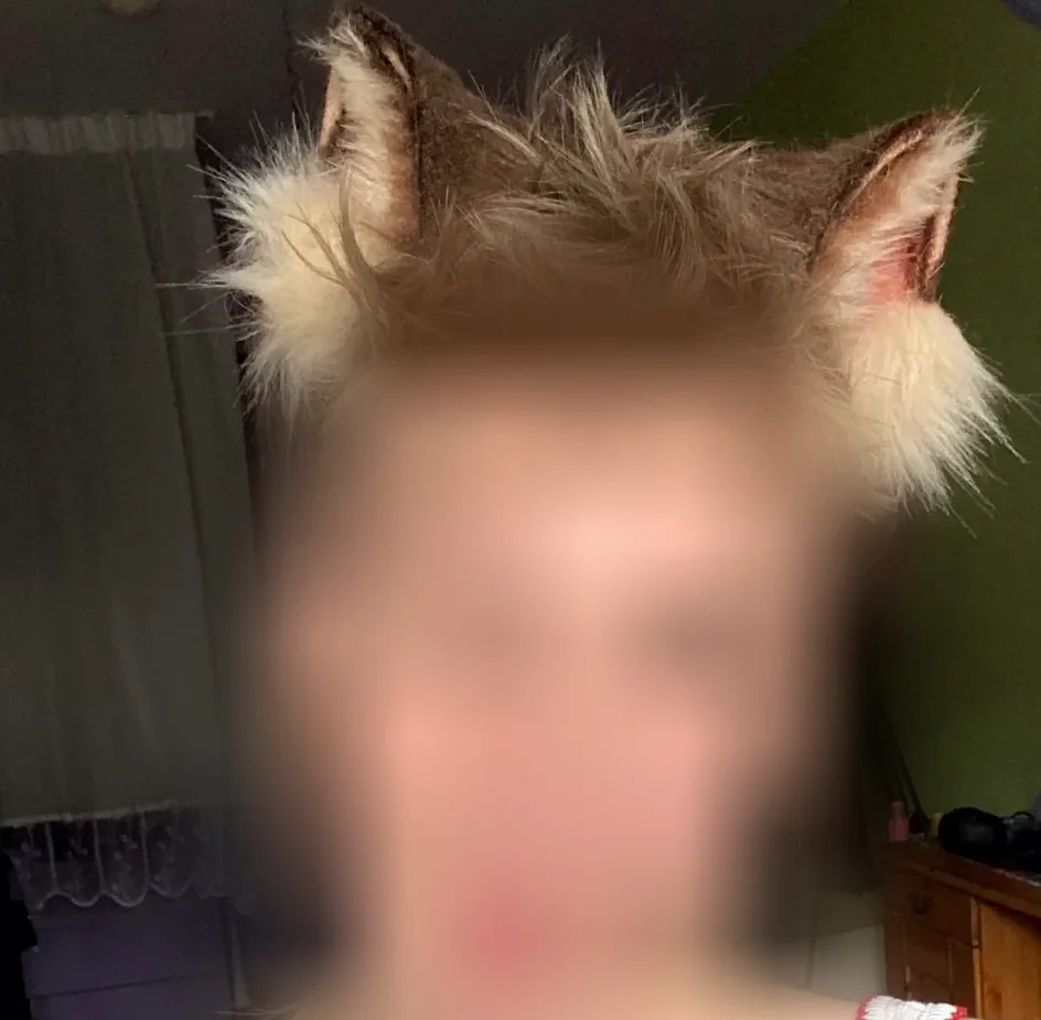 Chaima, 23