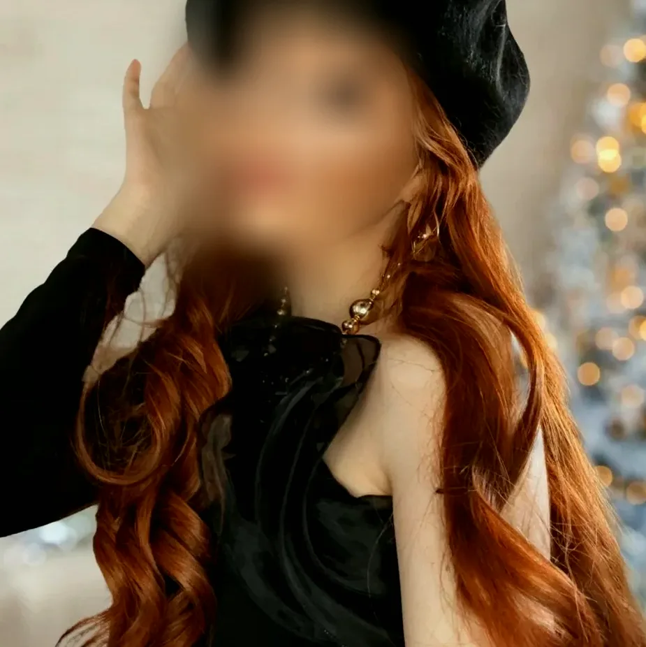 Hanna, 27