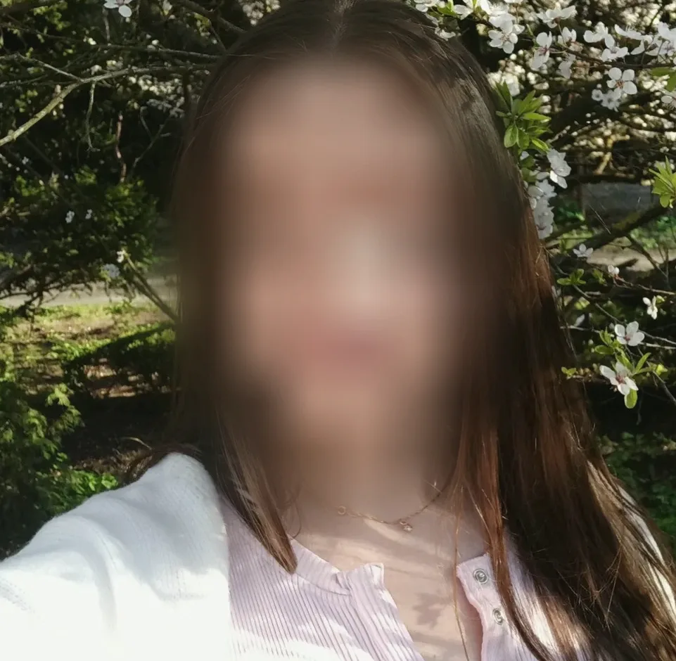 Kirsten, 32