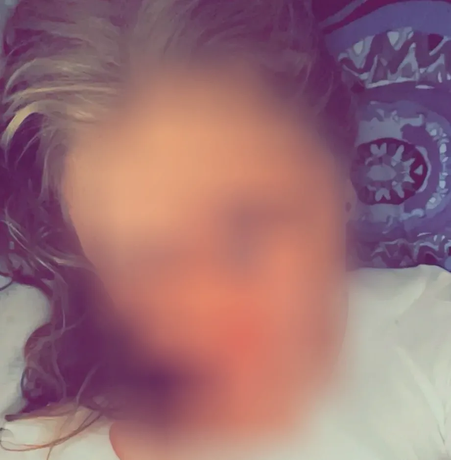 Maud, 22